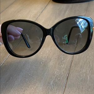 Hardly worn Tom Ford sunglasses